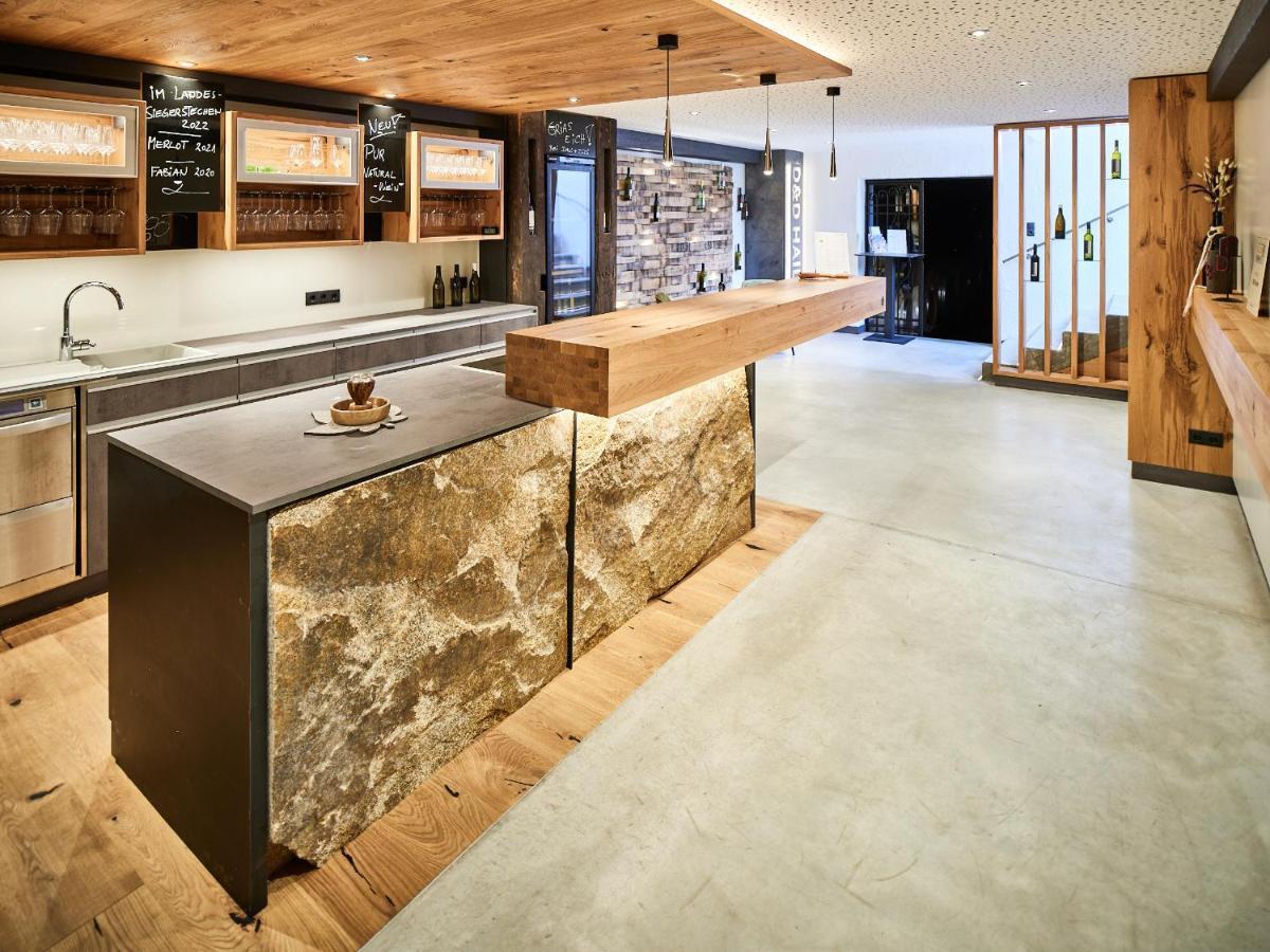 Weingut Gaestehaus D&D Haider Йойс Екстер'єр фото