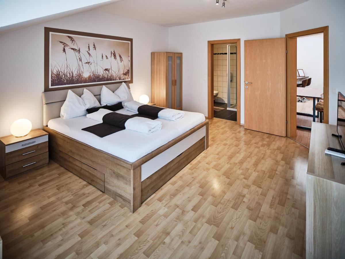Weingut Gaestehaus D&D Haider Йойс Екстер'єр фото